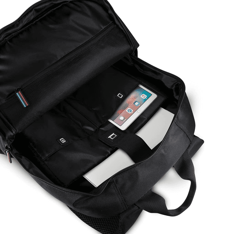 بي أم دبليو حقيبة ظهر مدمجة من الكربون للكمبيوتر ، عالمية - سوداء