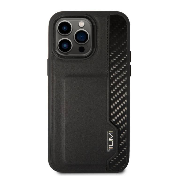 جراب Tumi HC مصنوع من الجلد وألياف الكربون اللامع مع فتحة بطاقة عمودية لهاتف iPhone 14 Pro Max - أسود