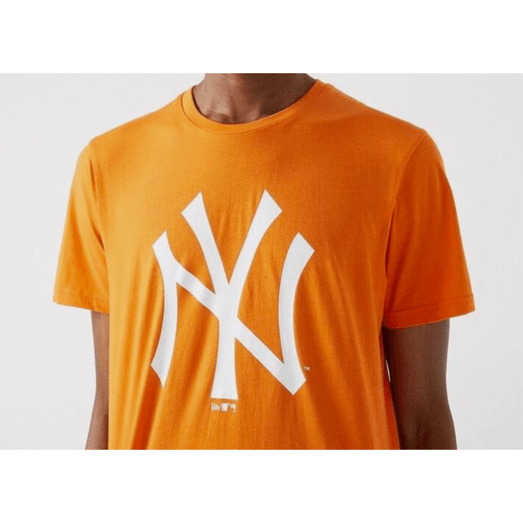 تي شيرت بشعار فريق MLB الموسم الجديد من نيو إيرا برتقالي زاهي - البرتقالي - س