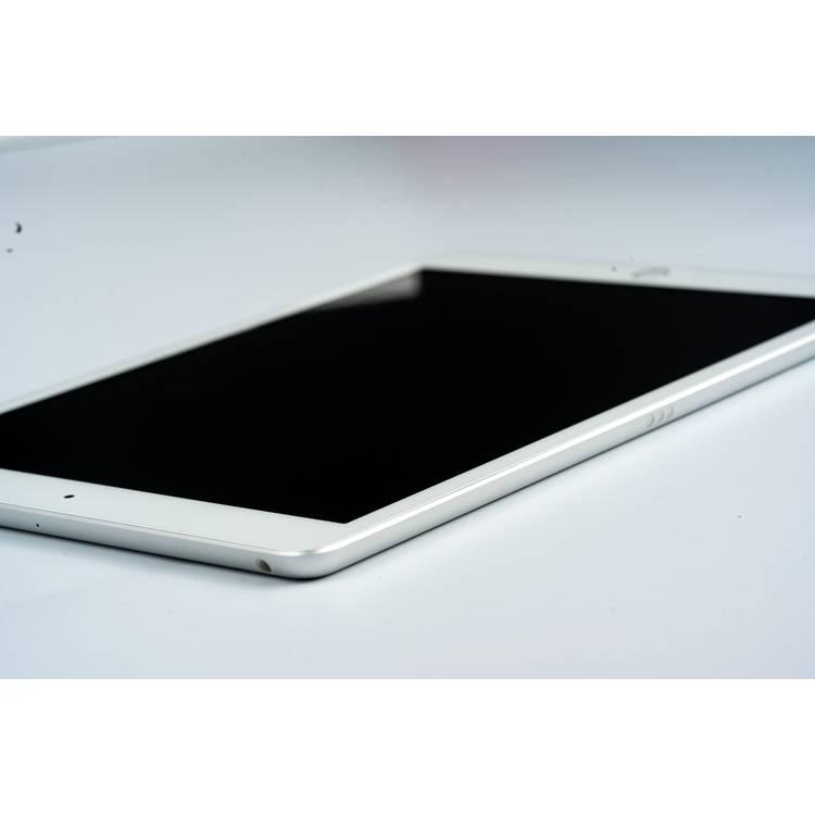 iPad 8TH Generation Wi-Fi 32GB (DISPLAYED ITEM)