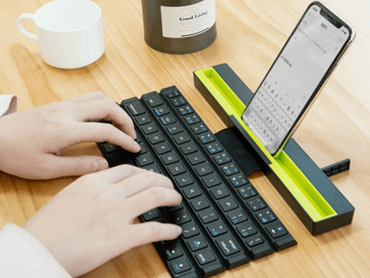 Multi-Functional Rollable Wireless Keyboard